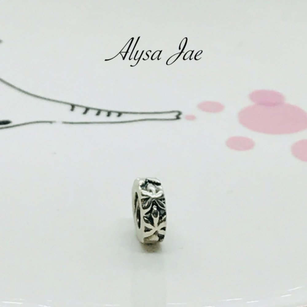 European Screw Spacer, Sterling, Antiqued - Picture 5 of 7